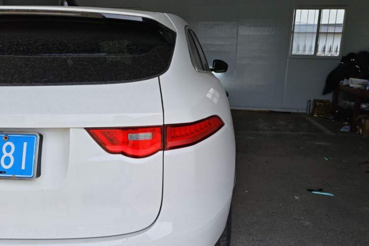 Used Jaguar F-PACE 2020 2.0T Urban Deluxe Edition Right Rear Taillight