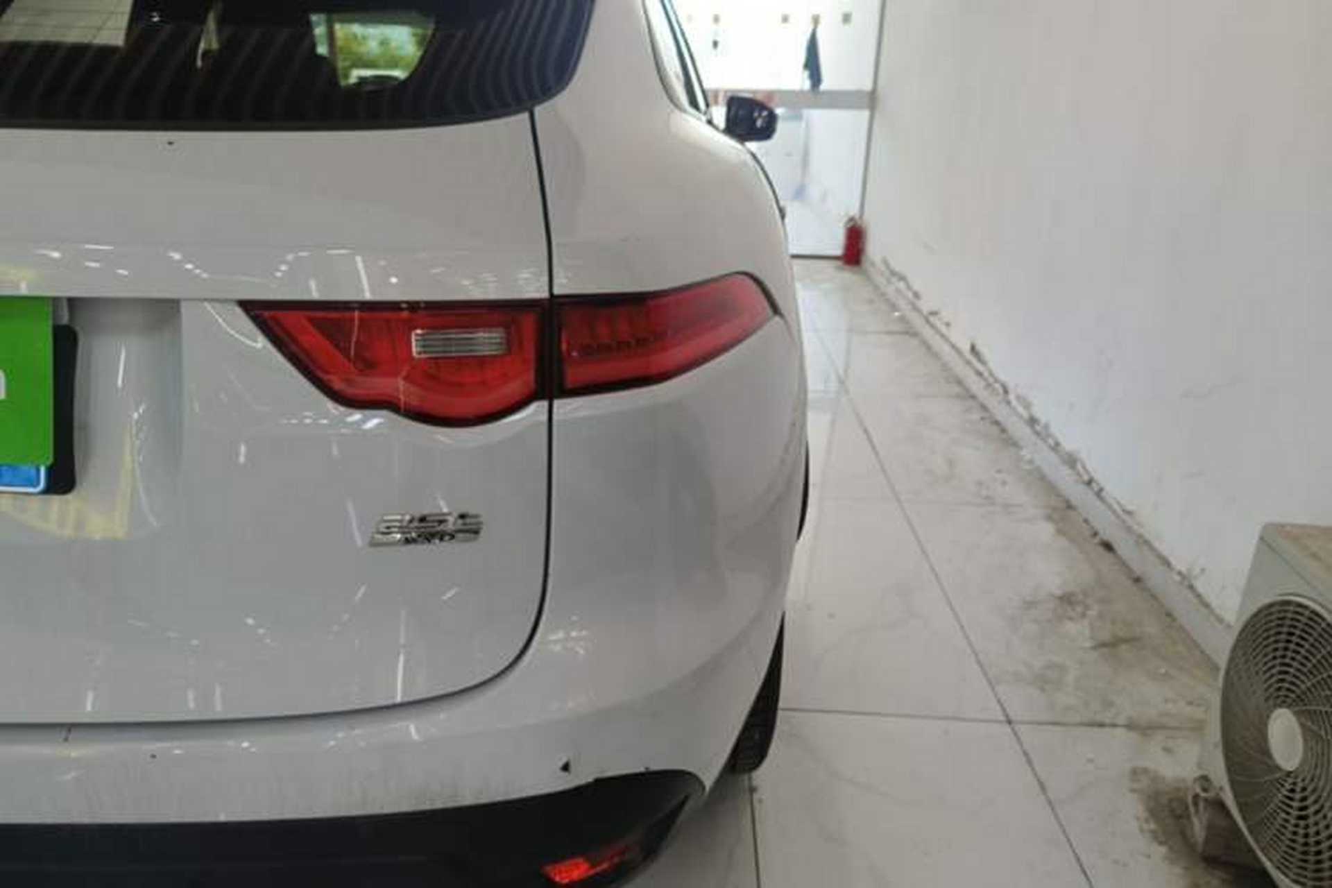 Used Jaguar F-PACE 2020 2.0T Rally Edition Right Rear Taillight