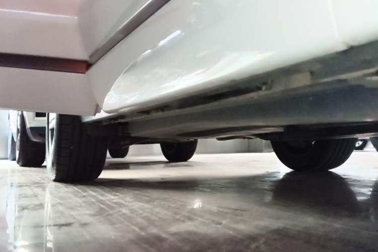 Used Jaguar F-PACE 2020 300-Sport Sports Edition Right Side Sill