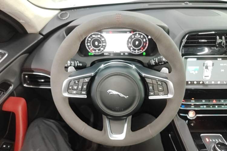 Used Jaguar F-PACE 2020 2.0T Rally Edition Steering Wheel