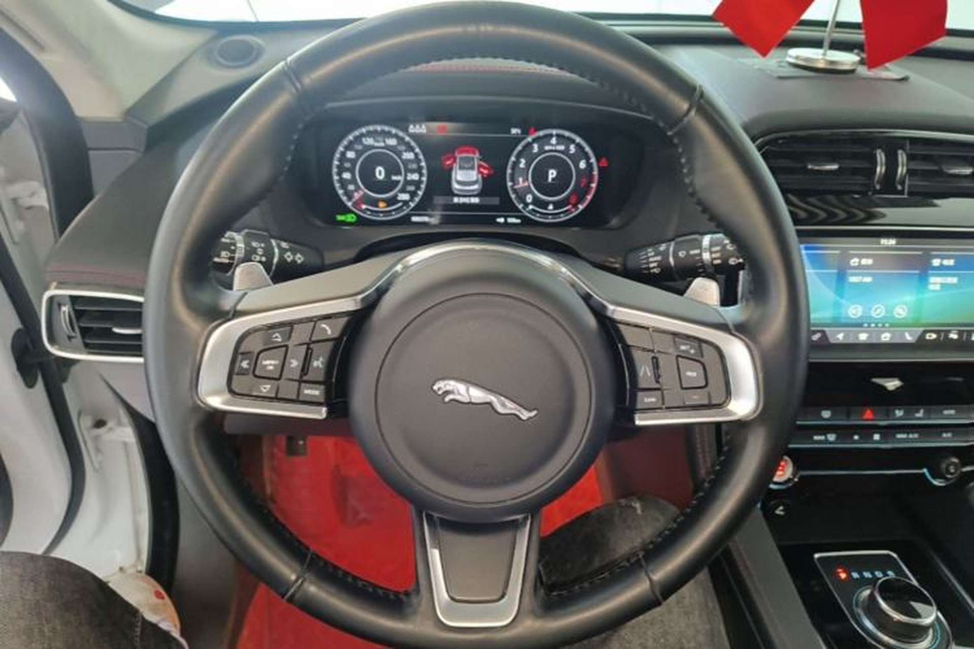 Used Jaguar F-PACE 2020 2.0T Rally Edition Steering Wheel