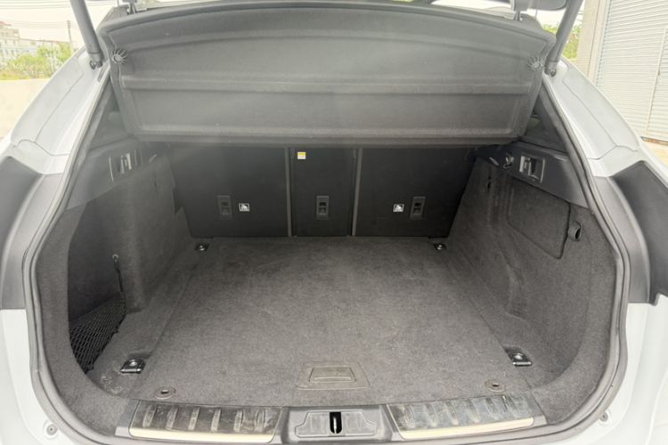Used Jaguar F-PACE 2020 300-Sport Sports Edition Trunk