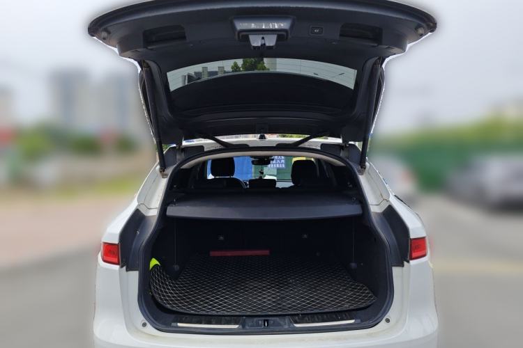 Used Jaguar F-PACE 2020 2.0T Urban Deluxe Edition Trunk