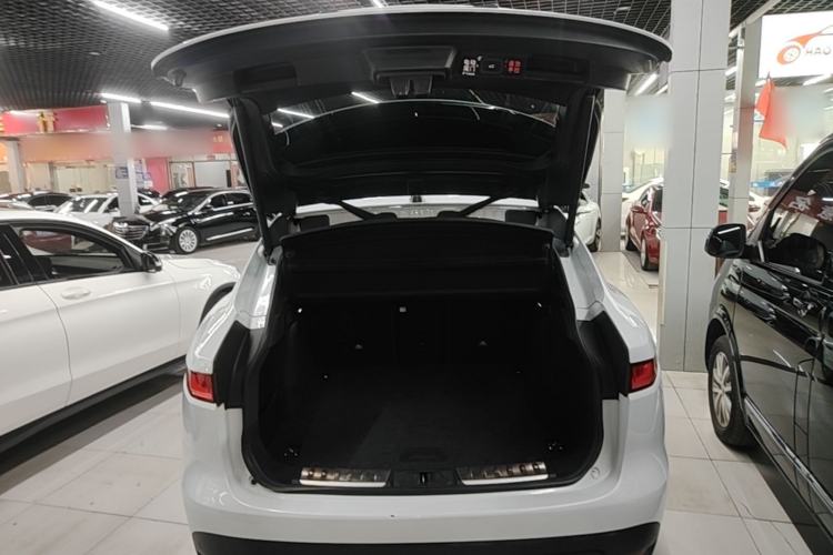 Used Jaguar F-PACE 2020 2.0T Rally Edition Trunk