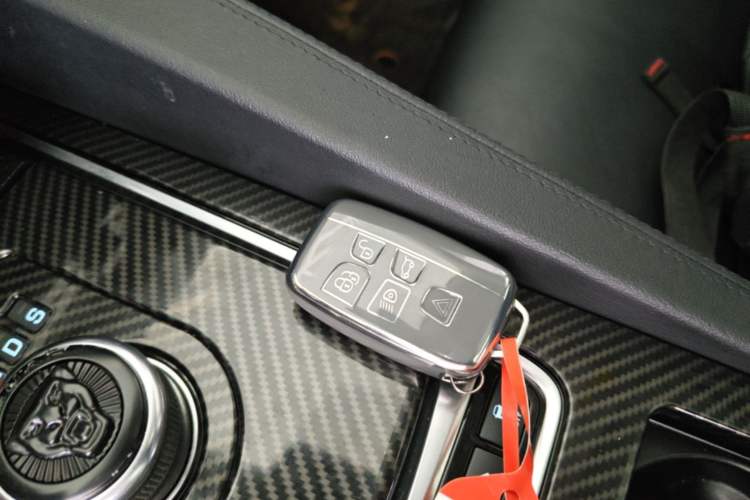 Used Jaguar F-PACE 2020 2.0T Urban Deluxe Edition Vehicle Key