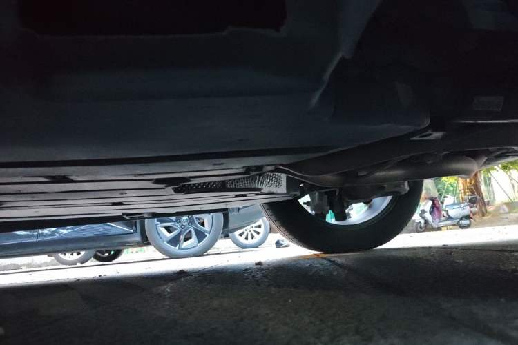 Used Jaguar F-PACE 2021 250 PS R-Dynamic S Chassis Rear Left