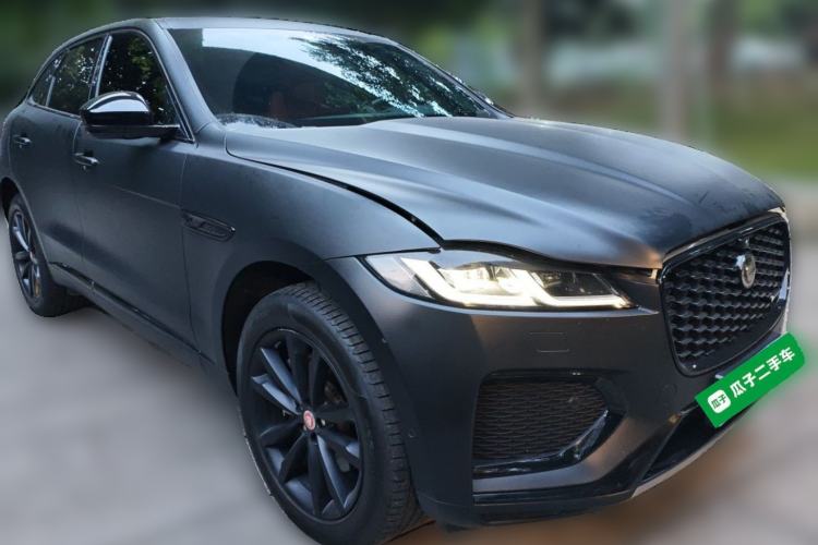 Used Jaguar F-PACE 2021 250 PS R-Dynamic S Front Right 45 Deg