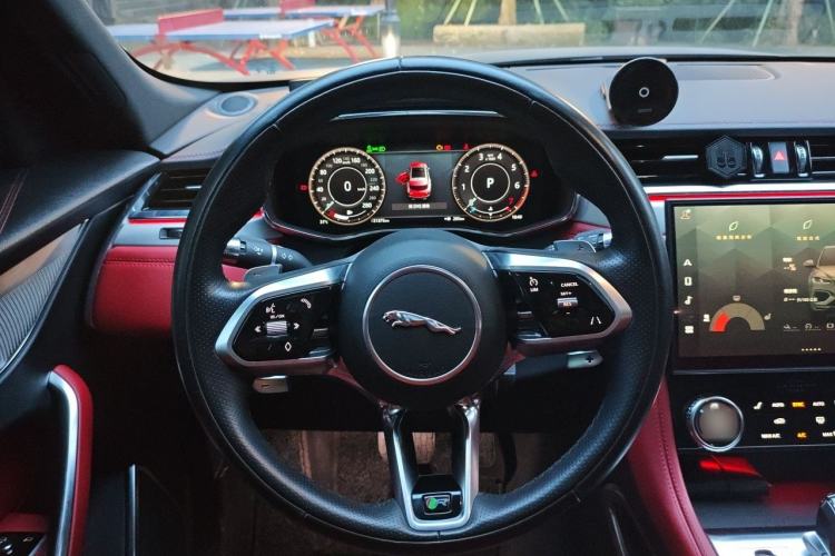 Used Jaguar F-PACE 2021 250 PS R-Dynamic S Steering Wheel