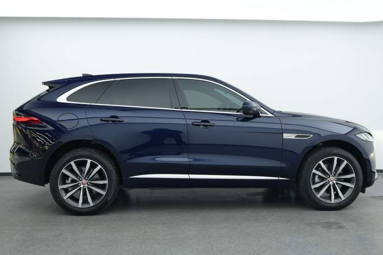 Used Jaguar F-PACE 2021 250 PS R-Dynamic S Exterior 6