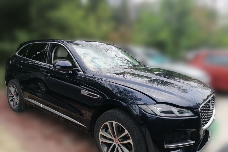Used Jaguar F-PACE 2021 250 PS Front Right 45 Deg
