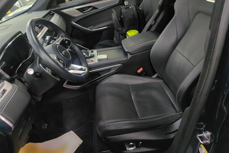 Used Jaguar F-PACE 2021 250 PS R-Dynamic S Left Front Seat