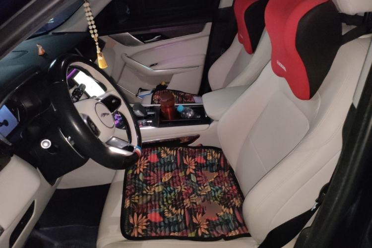 Used Jaguar F-PACE 2021 250 PS Left Front Seat