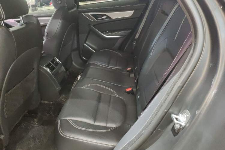 Used Jaguar F-PACE 2021 340 PS R-Dynamic SE Left Rear Seat