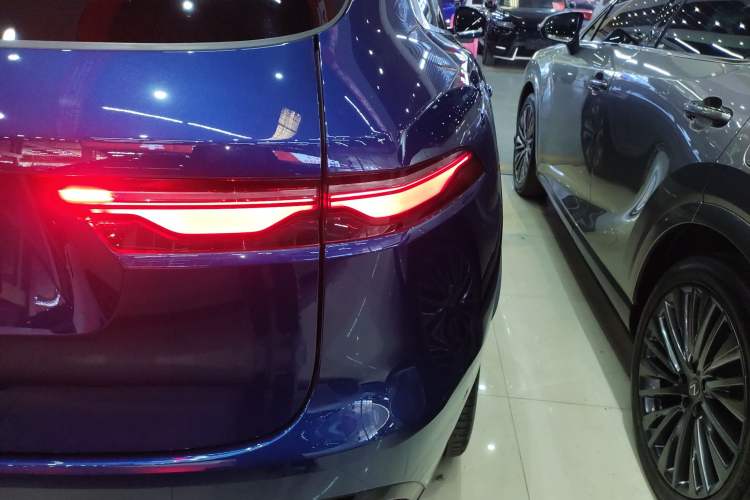 Used Jaguar F-PACE 2021 340 PS R-Dynamic SE Right Rear Taillight