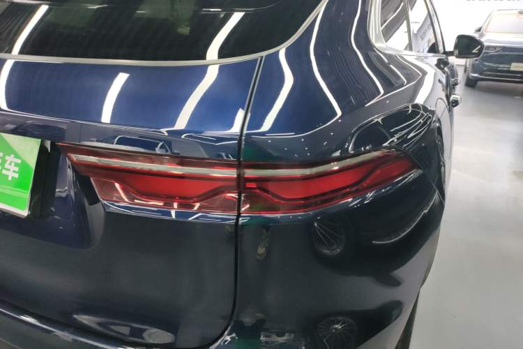 Used Jaguar F-PACE 2021 340 PS R-Dynamic SE Right Rear Taillight