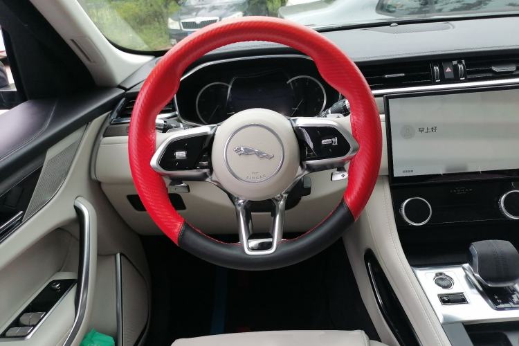 Used Jaguar F-PACE 2021 250 PS Steering Wheel