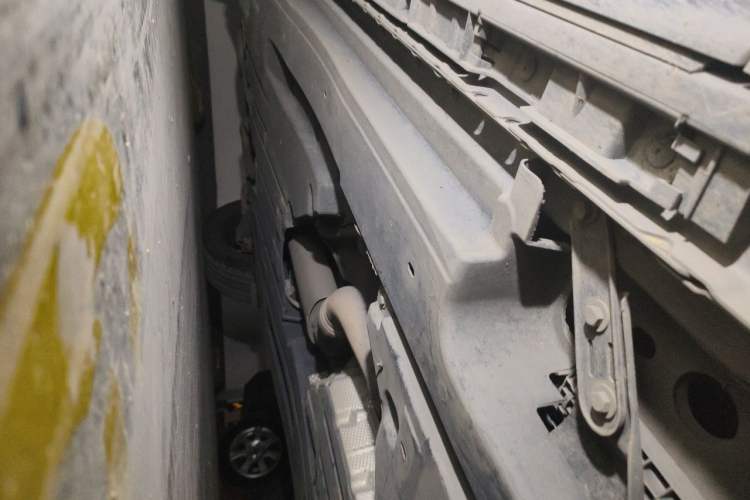 Used Jaguar F-PACE 2021 340 PS R-Dynamic SE Chassis Front Right