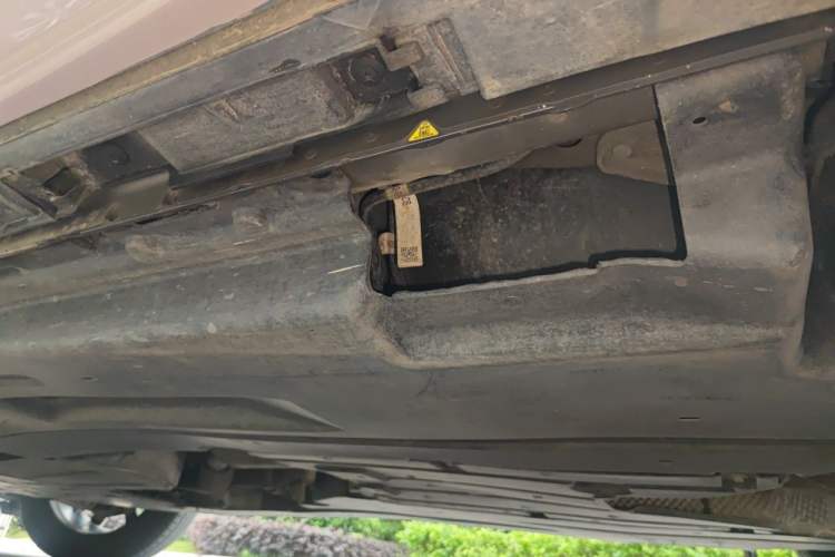 Used Jaguar F-PACE 2021 250 PS R-Dynamic S Chassis Rear Left