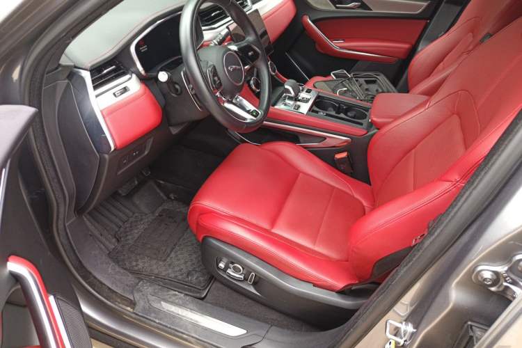Used Jaguar F-PACE 2021 340 PS R-Dynamic SE Driver Seat