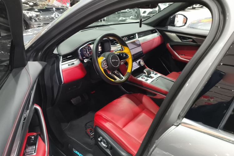 Used Jaguar F-PACE 2021 340 PS R-Dynamic SE Driver Seat