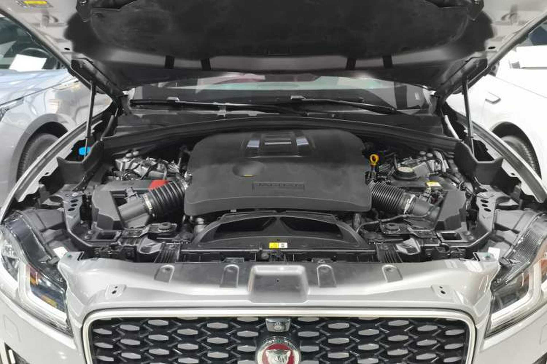 Used Jaguar F-PACE 2021 340 PS R-Dynamic SE Engine Bay
