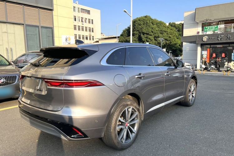 Used Jaguar F-PACE 2021 250 PS R-Dynamic S Exterior 4