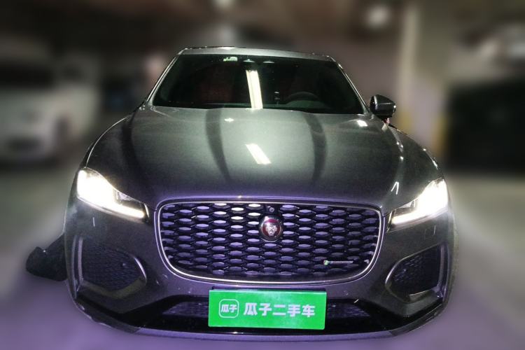 Used Jaguar F-PACE 2021 340 PS R-Dynamic SE Front