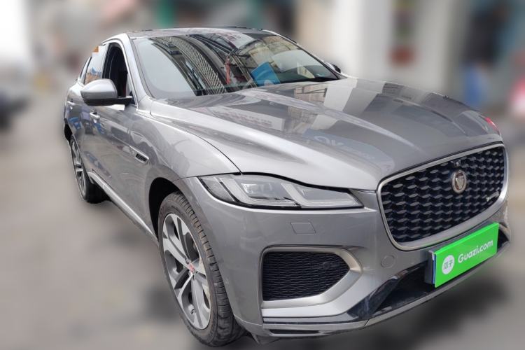 Used Jaguar F-PACE 2021 340 PS R-Dynamic SE Front Right 45 Deg