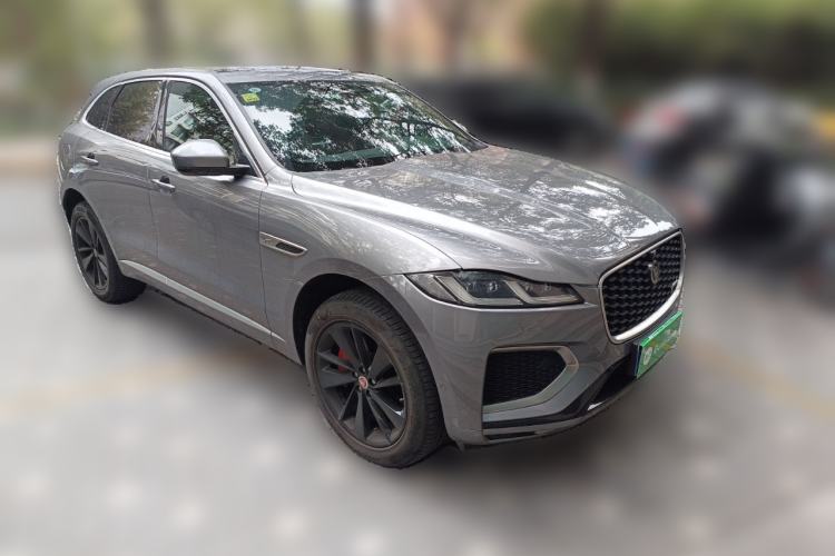Used Jaguar F-PACE 2021 340 PS R-Dynamic SE Front Right 45 Deg