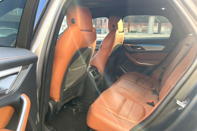 Used Jaguar F-PACE 2021 250 PS R-Dynamic S Interior 3