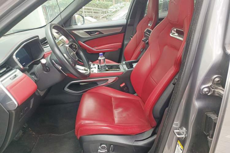 Used Jaguar F-PACE 2021 340 PS R-Dynamic SE Left Front Seat