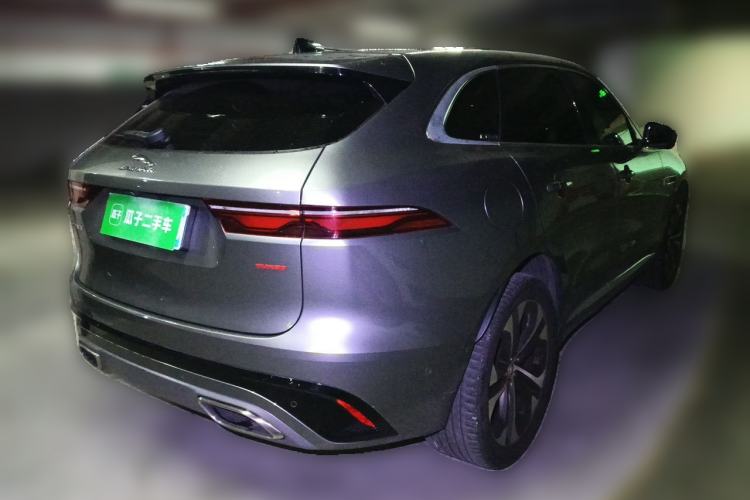 Used Jaguar F-PACE 2021 340 PS R-Dynamic SE Rear Right 45 Deg