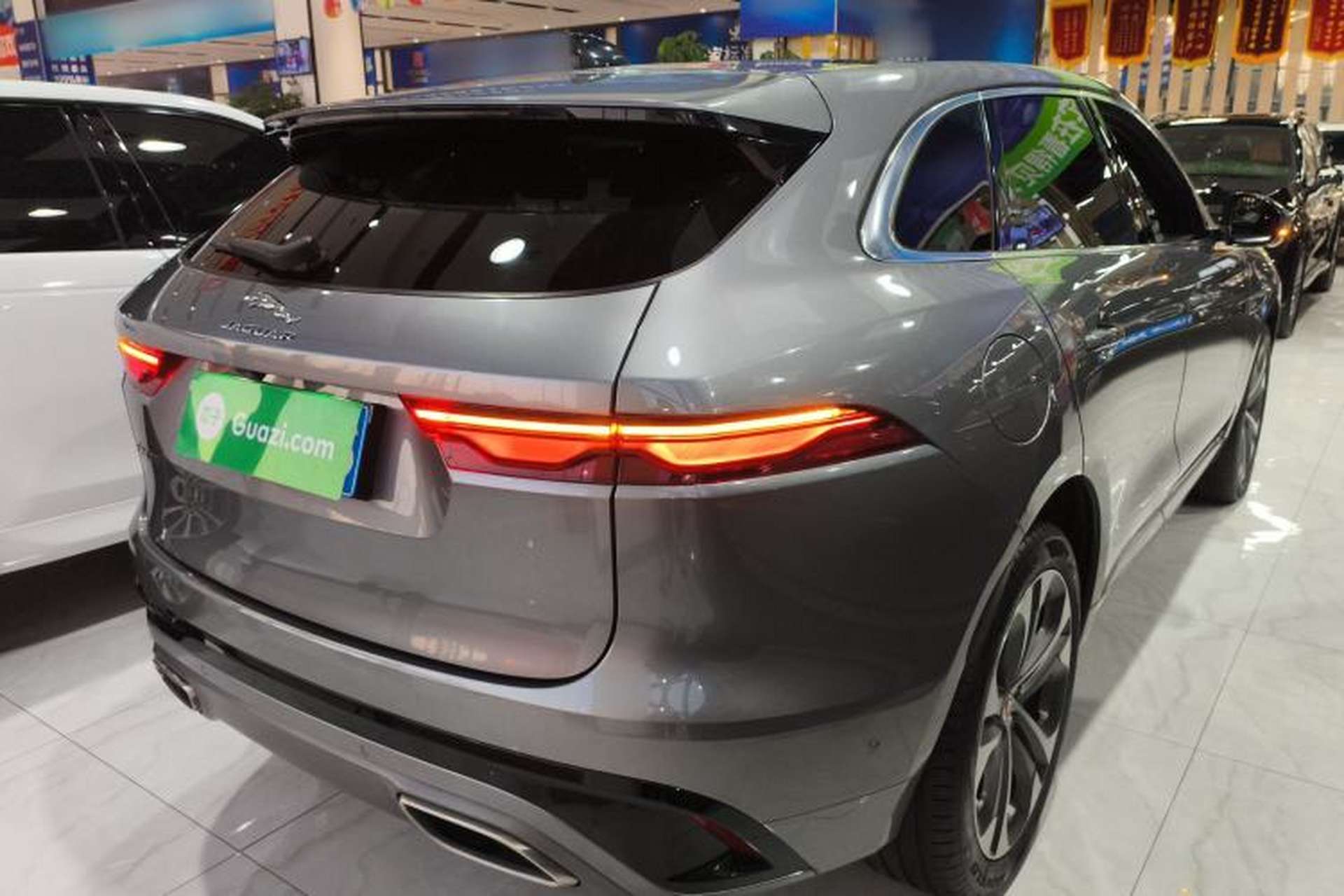 Used Jaguar F-PACE 2021 340 PS R-Dynamic SE Rear Right 45 Deg