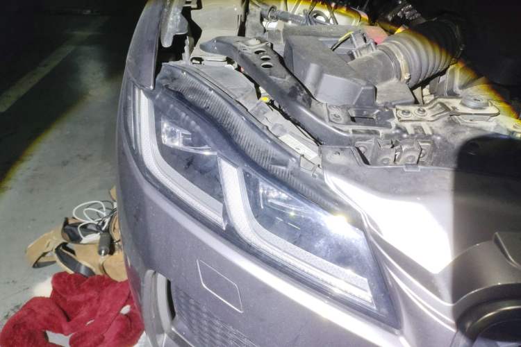 Used Jaguar F-PACE 2021 340 PS R-Dynamic SE Right Front Headlight