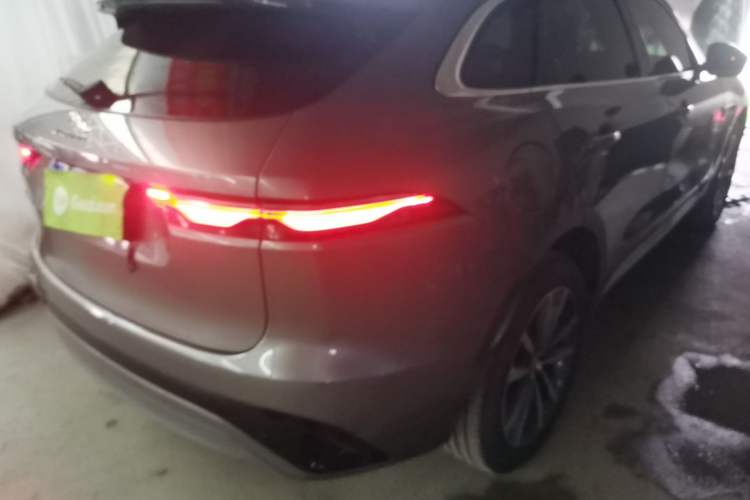 Used Jaguar F-PACE 2021 250 PS R-Dynamic S Right Rear Taillight