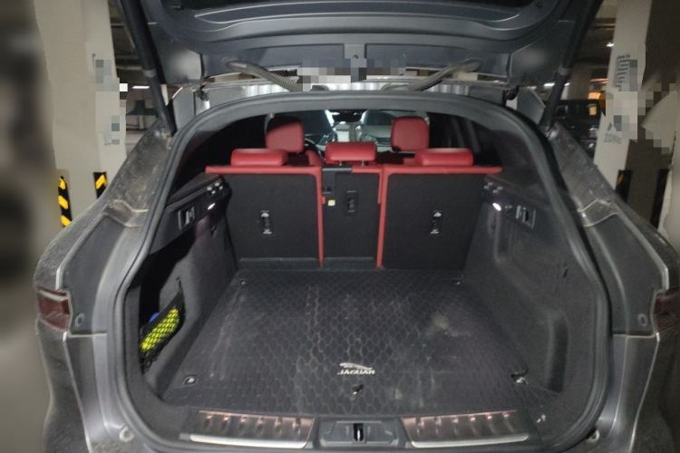 Used Jaguar F-PACE 2021 340 PS R-Dynamic SE Trunk
