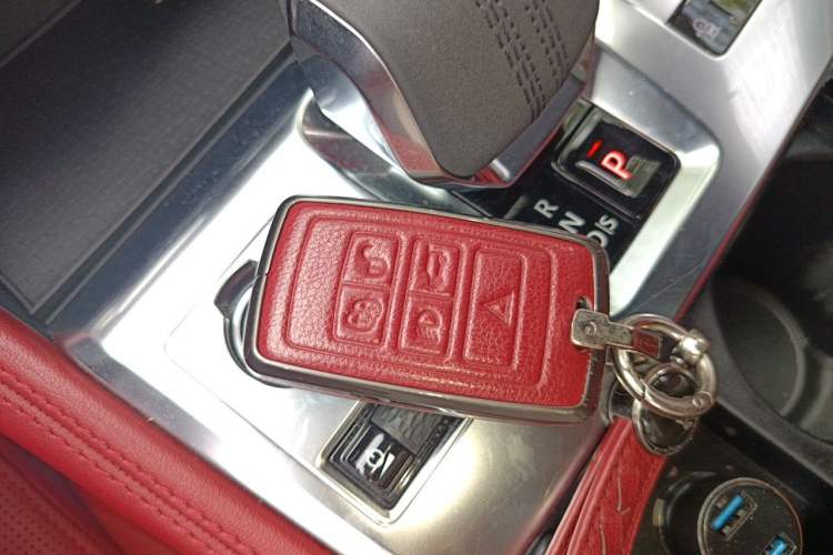 Used Jaguar F-PACE 2021 340 PS R-Dynamic SE Vehicle Key