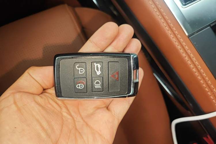 Used Jaguar F-PACE 2021 250 PS R-Dynamic S Vehicle Key