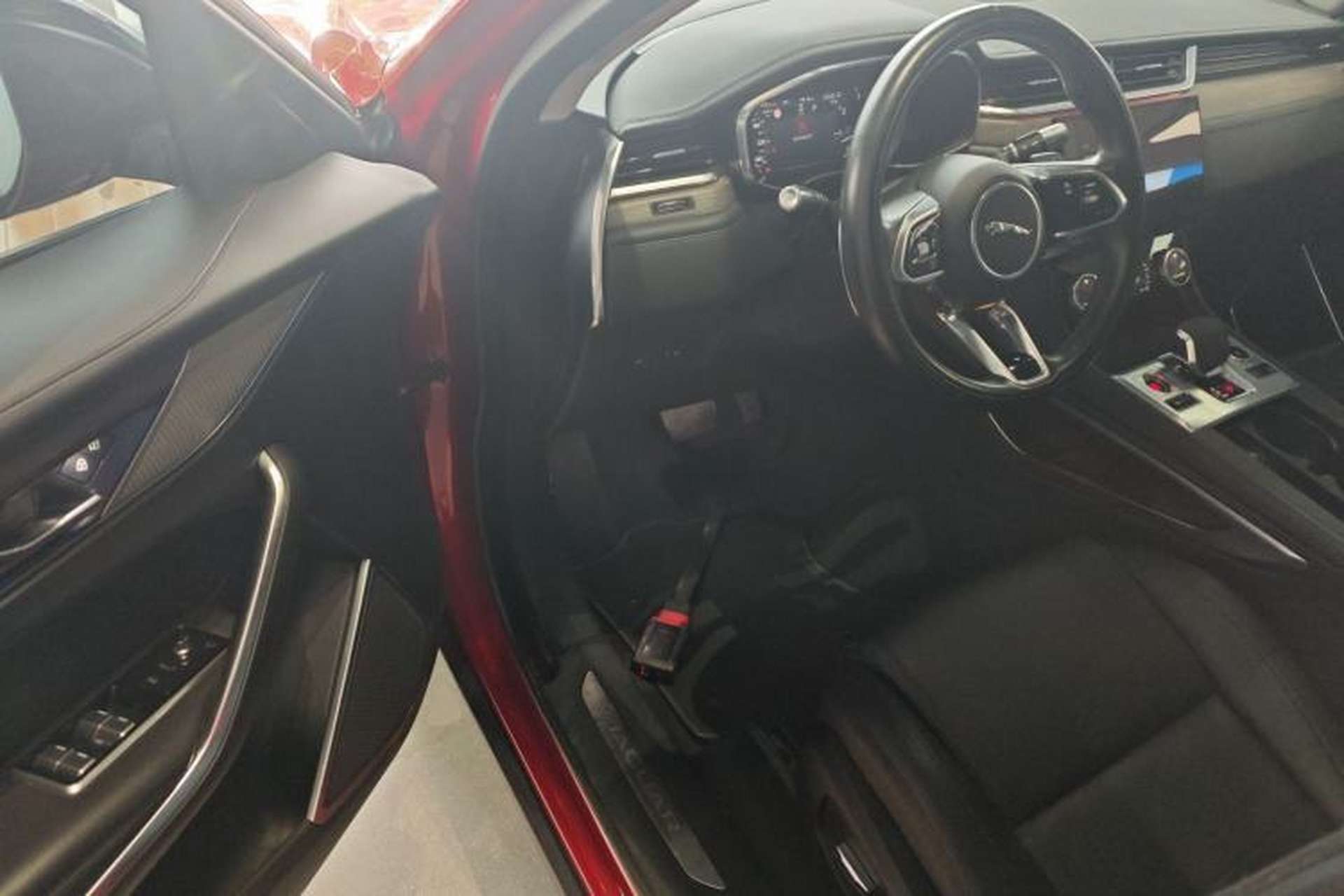 Used Jaguar F-PACE 2021 250 PS Driver Seat