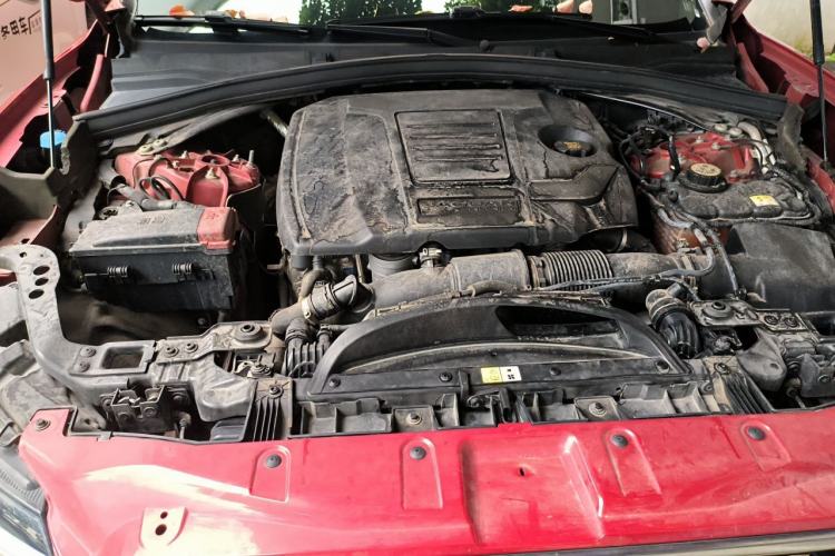 Used Jaguar F-PACE 2021 250 PS Engine Bay