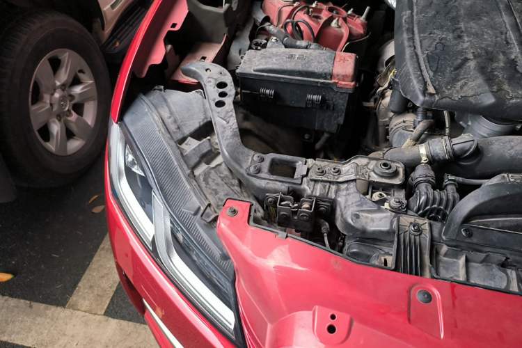 Used Jaguar F-PACE 2021 250 PS Engine Bay Right