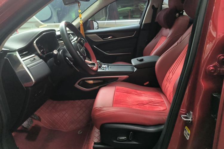 Used Jaguar F-PACE 2021 250 PS Left Front Seat