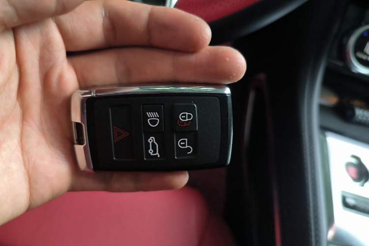 Used Jaguar F-PACE 2021 250 PS Vehicle Key