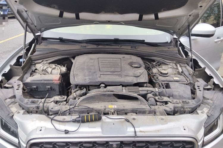 Used Jaguar F-PACE 2021 250 PS R-Dynamic S Engine Bay