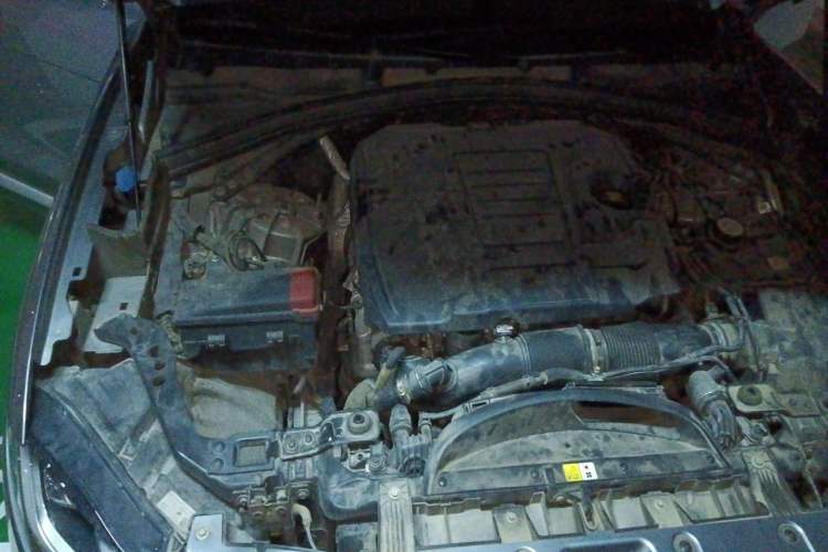 Used Jaguar F-PACE 2021 250 PS R-Dynamic S Engine Bay Right