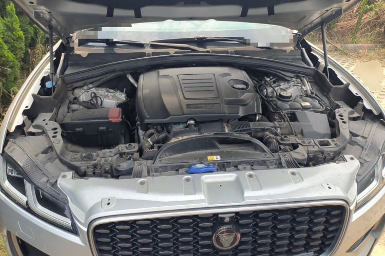 Used Jaguar F-PACE 2021 250 PS R-Dynamic S Engine Bay