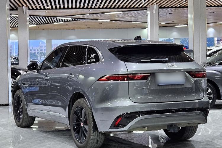 Used Jaguar F-PACE 2021 250 PS R-Dynamic SE Exterior 6