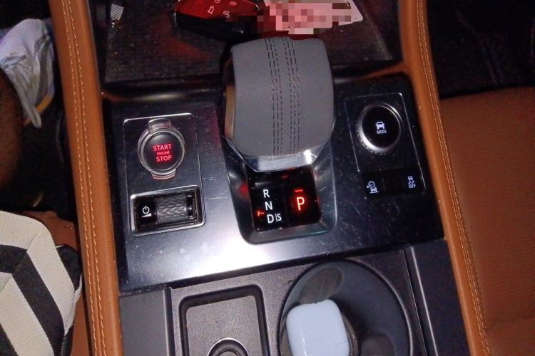 Used Jaguar F-PACE 2021 250 PS R-Dynamic S Gear Lever