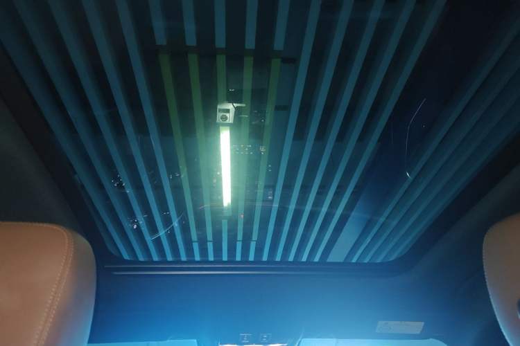 Used Jaguar F-PACE 2021 250 PS R-Dynamic S Headliner