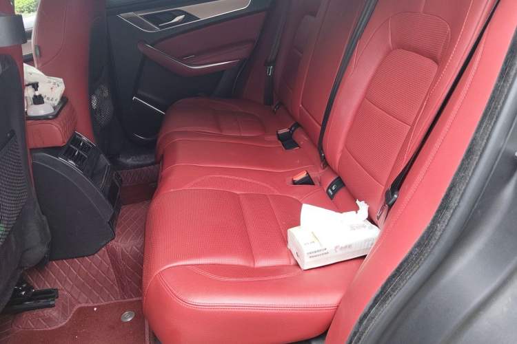 Used Jaguar F-PACE 2021 250 PS R-Dynamic S Left Rear Seat